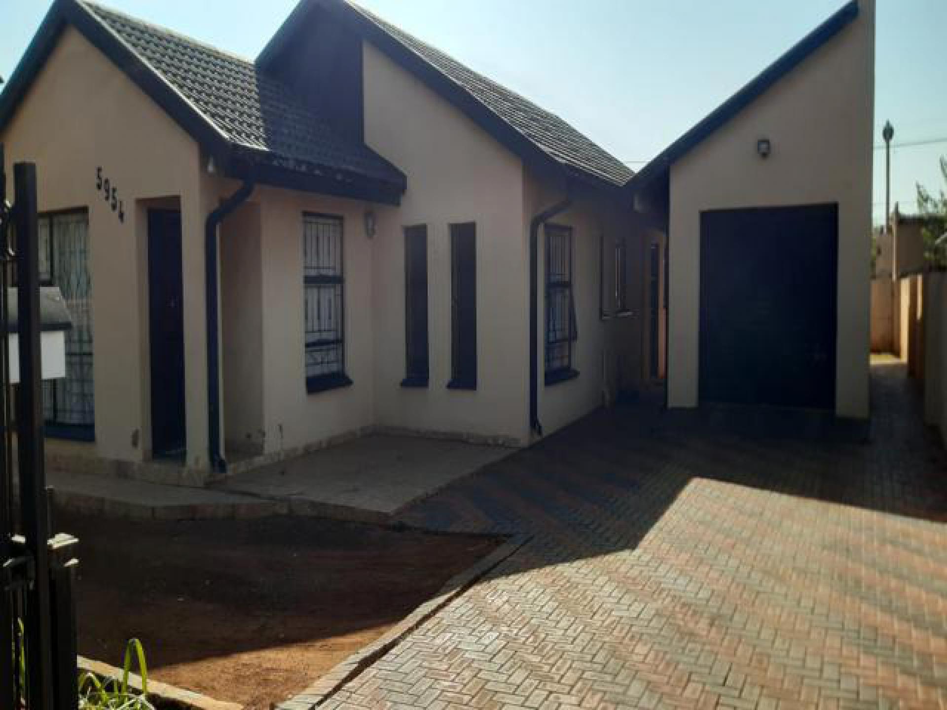 Front View of property in Ga-Rankuwa