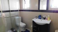 Bathroom 1 - 6 square meters of property in Woodview