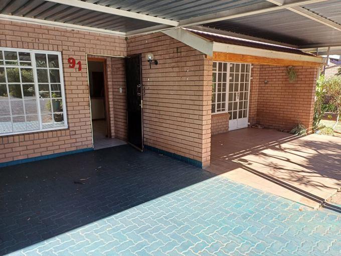 2 Bedroom Retirement Home for Sale For Sale in Bela-Bela (Warmbad) - MR636333