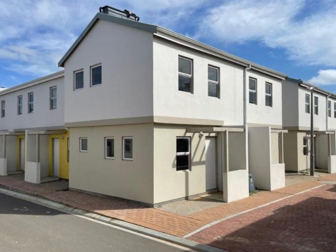 2 Bedroom Apartment for Sale For Sale in Mossel Bay - MR636391