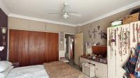 Bed Room 1 - 18 square meters of property in Discovery