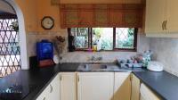 Kitchen - 10 square meters of property in Amanzimtoti 