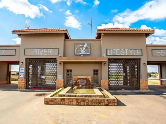 3 Bedroom House for Sale For Sale in Waterkloof (Rustenburg) - MR636594