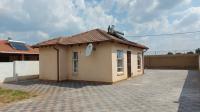 2 Bedroom 1 Bathroom House for Sale for sale in Crystal Park