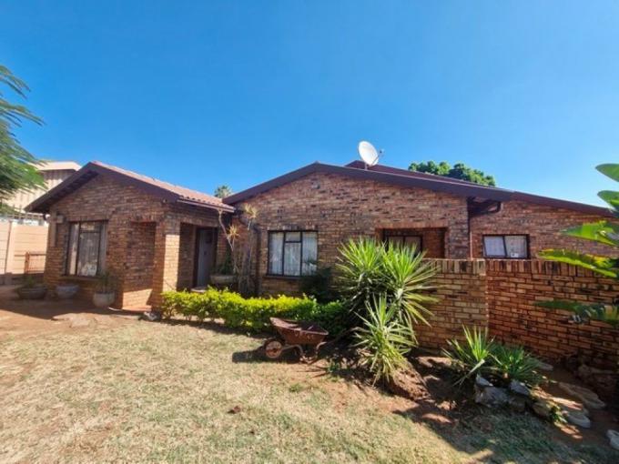 3 Bedroom House for Sale For Sale in Rustenburg - MR636692