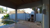 Patio - 9 square meters of property in Faerie Glen