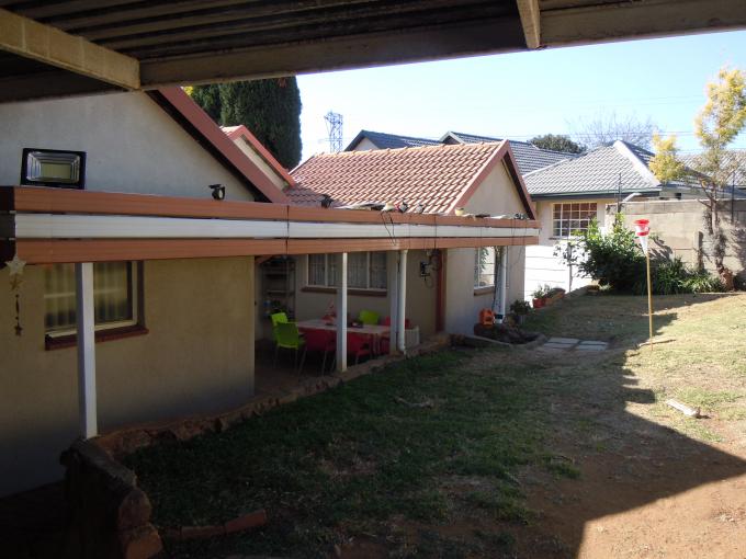 3 Bedroom House for Sale For Sale in Isandovale - MR636896