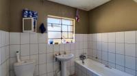 Bathroom 1 - 6 square meters of property in Rensburg