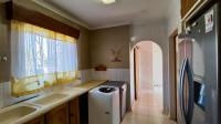 Scullery - 10 square meters of property in South Crest