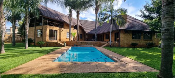 Smallholding for Sale For Sale in Kameeldrift - MR636972