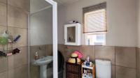 Main Bathroom - 5 square meters of property in Albertsdal