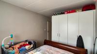 Main Bedroom - 15 square meters of property in Albertsdal