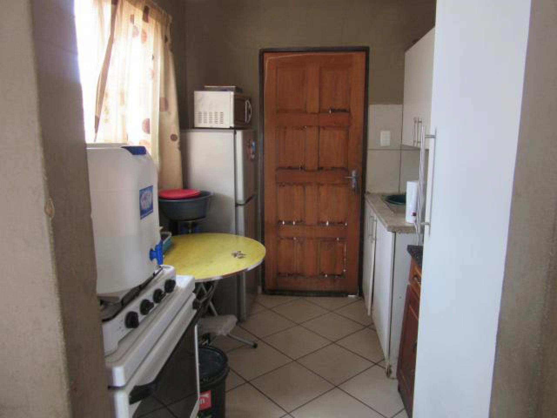 Kitchen of property in Vryburg