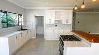 Kitchen - 27 square meters of property in Durban North 