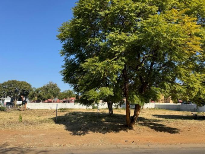 Land for Sale For Sale in Rustenburg - MR637120