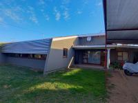  of property in Oudtshoorn