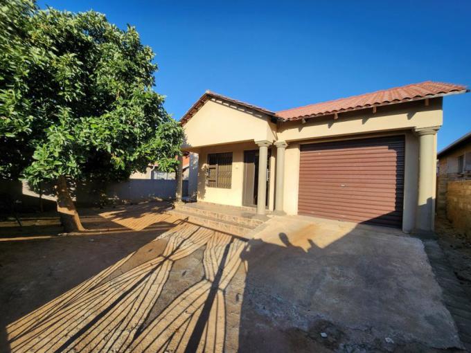 3 Bedroom House for Sale For Sale in Tlhabane West - MR637301