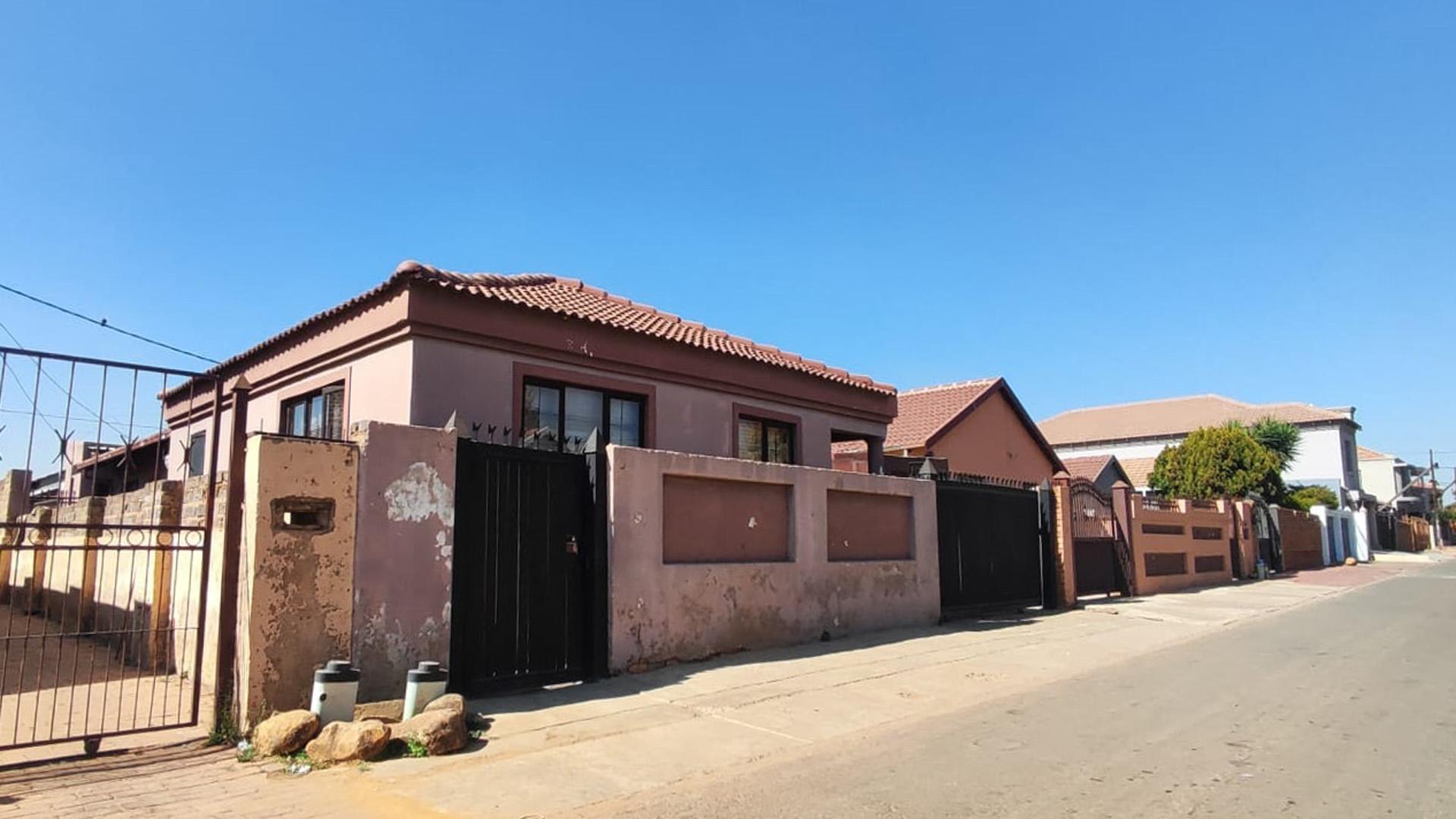 Front View of property in Mamelodi