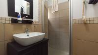 Bathroom 1 - 5 square meters of property in Jukskei Park