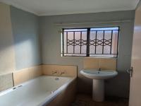 Bathroom 1 of property in Soshanguve