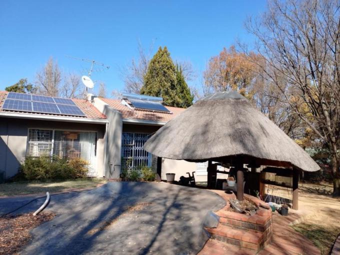 5 Bedroom House for Sale For Sale in Sasolburg - MR637441