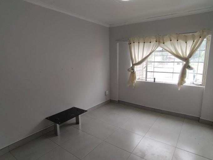 1 Bedroom Apartment to Rent in BARRY HERTZOG PARK - Property to rent - MR637470