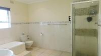 Bathroom 1 - 12 square meters of property in Cowies Hill 