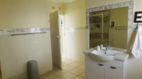 Bathroom 1 - 12 square meters of property in Cowies Hill 