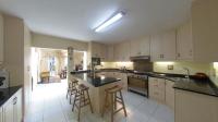 Kitchen - 23 square meters of property in Cowies Hill 