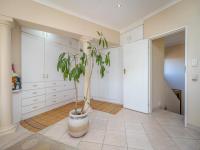 Main Bedroom of property in Noordheuwel