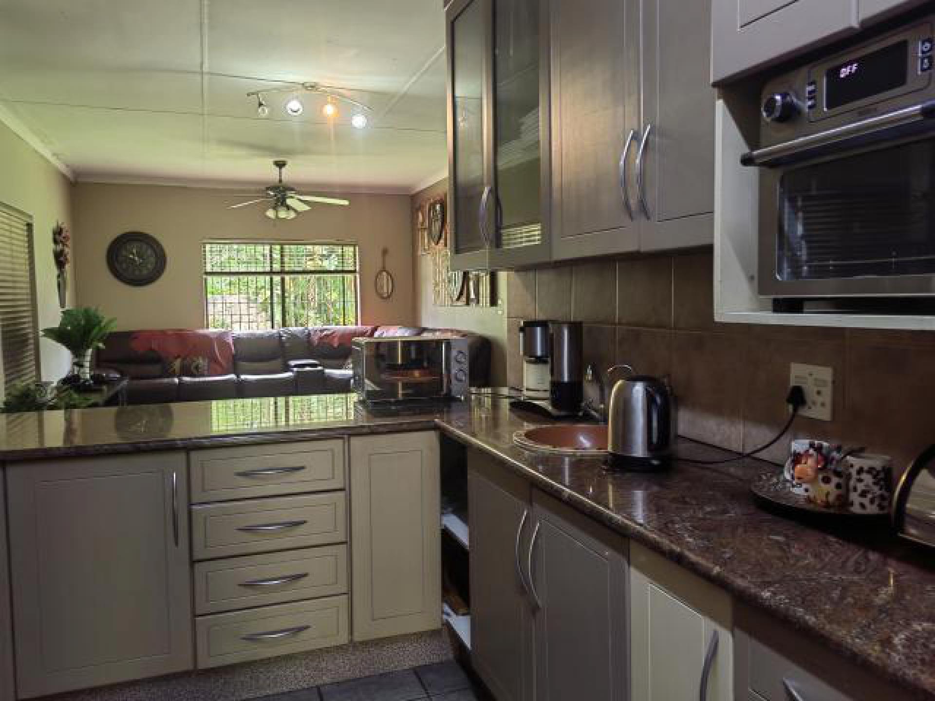 Kitchen of property in White River