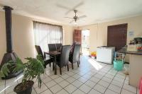 Dining Room of property in Strand