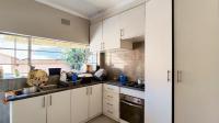 Kitchen - 15 square meters of property in Bezuidenhout Valley