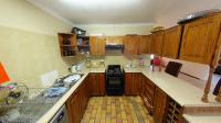 Kitchen - 22 square meters of property in Waterfall