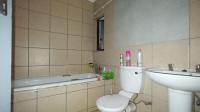 Bathroom 1 - 5 square meters of property in Philip Nel Park