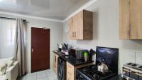 Kitchen - 8 square meters of property in Brakpan