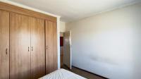 Bed Room 1 - 16 square meters of property in Vereeniging