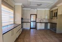 Kitchen of property in Claremont