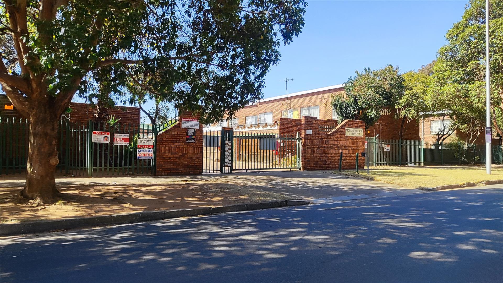 Front View of property in Benoni