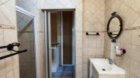 Bathroom 1 - 4 square meters of property in Benoni