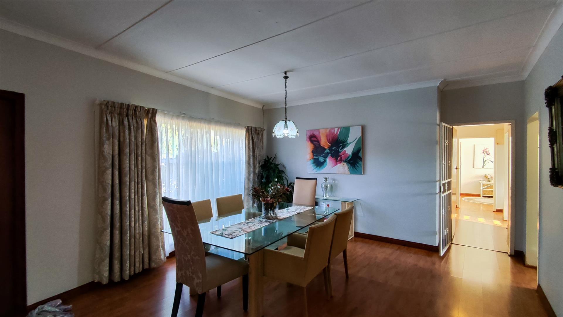 Dining Room - 23 square meters of property in Kempton Park