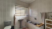 Bathroom 1 - 8 square meters of property in Kempton Park