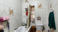 Bathroom 1 - 7 square meters of property in Brenthurst