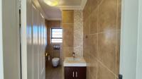 Bathroom 1 - 6 square meters of property in Bartlett AH