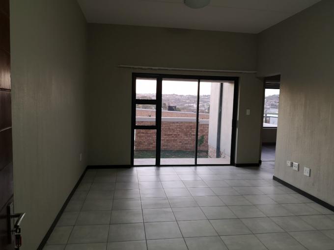 3 Bedroom House to Rent in Midrand - Property to rent - MR638357