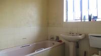 Bathroom 1 - 4 square meters of property in Thulani