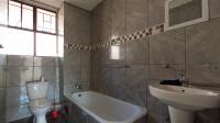 Bathroom 1 - 6 square meters of property in Pretoria North