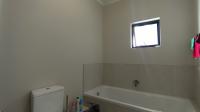 Main Bathroom - 7 square meters of property in Erand Gardens