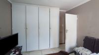 Bed Room 1 - 13 square meters of property in Sunnyside