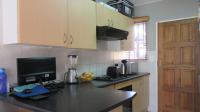 Kitchen - 7 square meters of property in Wilgeheuwel 